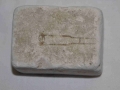 Morceau de craie de la Marne avec une cartouche sculptée